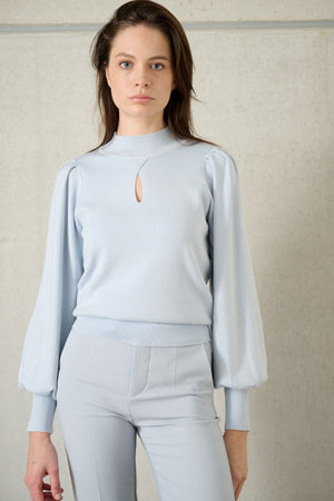 831 - Ice Blue