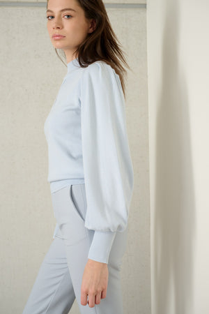 831 - Ice Blue