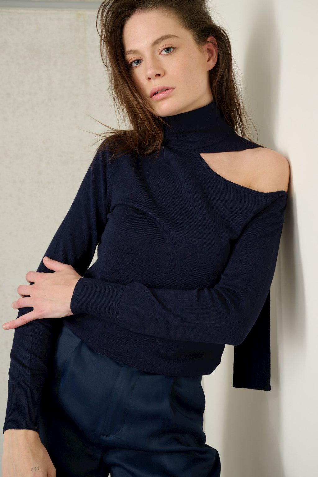 744 - Navy