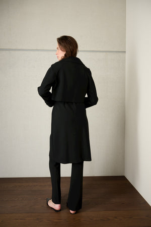 012 - Black