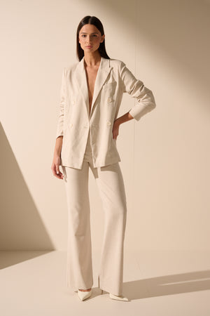 003 - Beige