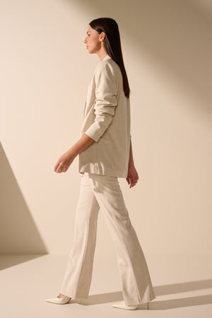 003 - Beige
