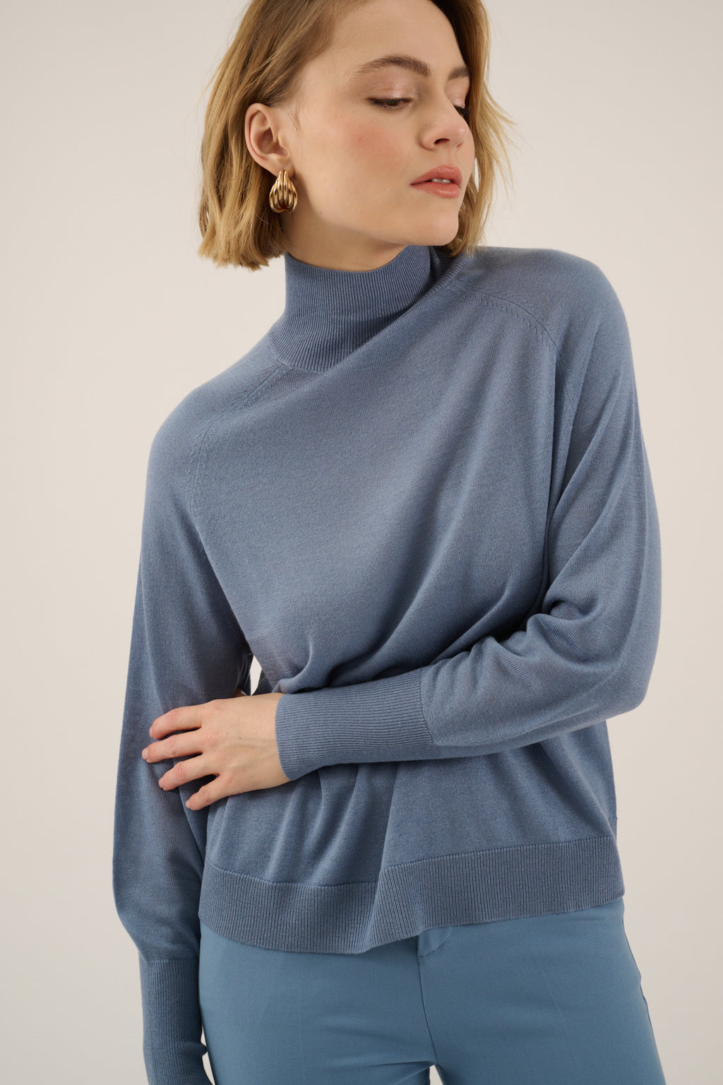 302 - Retro Blue