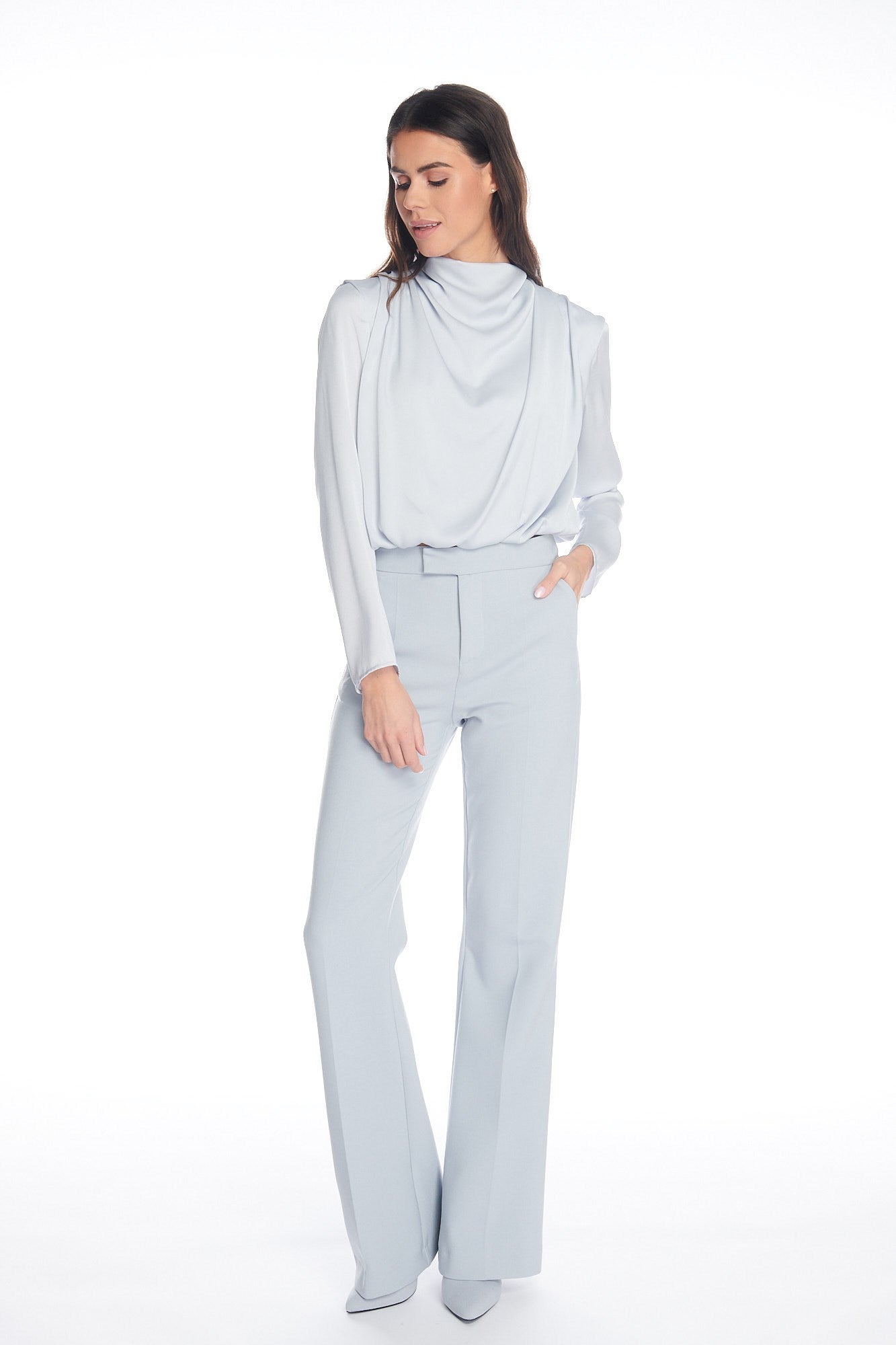 572 - Ice Blue