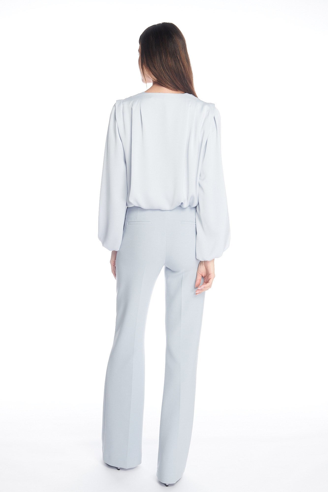 572 - Ice Blue