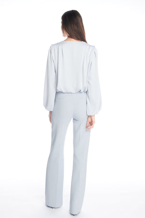 572 - Ice Blue