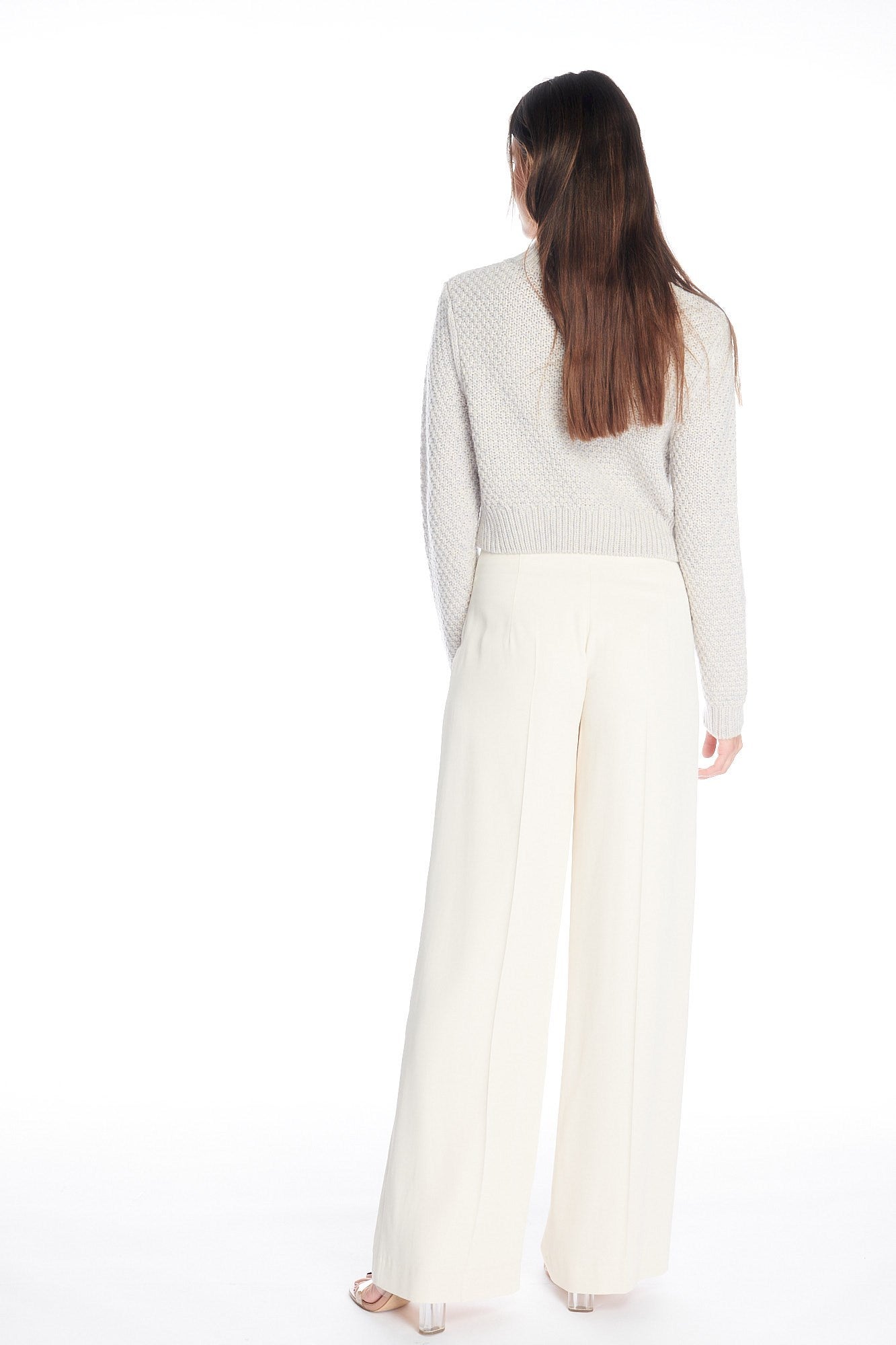 901 - Ecru/Light Grey