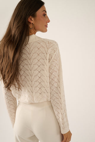 077 - Ivory
