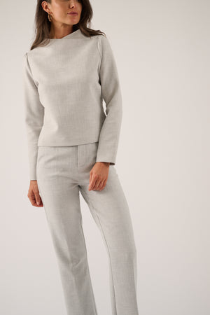 007 - Mist Grey