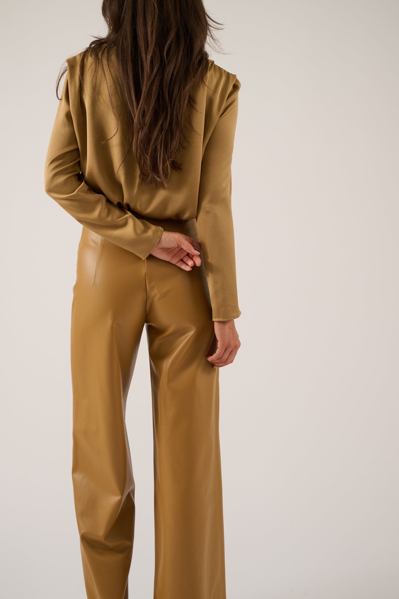 582 - Ochre