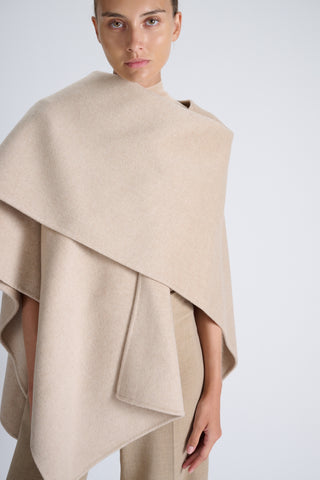 Ophelia Cape | Macademia