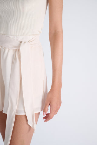 Moris Shorts | Ecru